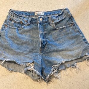 A&F 90s Relaxed Cutoff High Rise